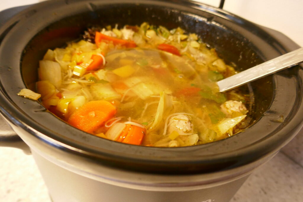 Groentesoep uit de slowcooker