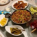 Kapucijnertafel met “Kapucijners van z’n tante” van Henk Molenberg