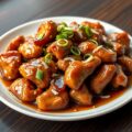 Kip met saus van gember, lenteui en sesamolie