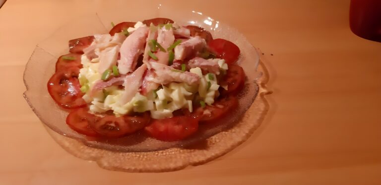 Witlofsalade met gerookte forel