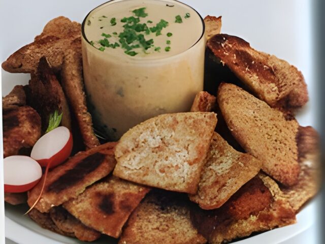 Pitachips met witte-bonen/knoflookdip
