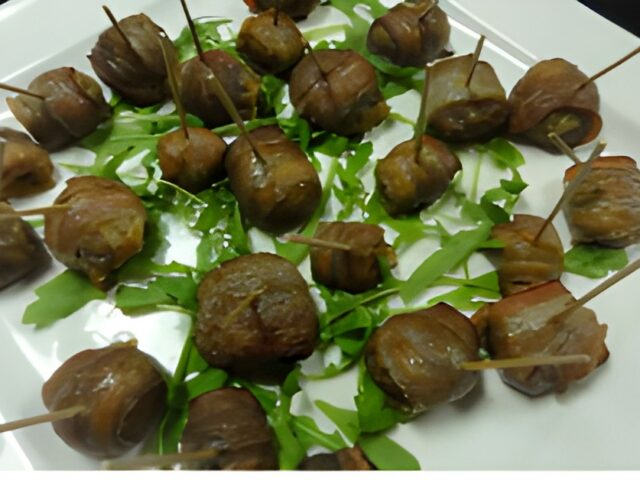 Champignons met ” Verrassing ” in een jasje van bacon