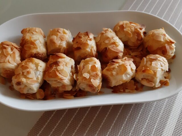 Kleine Amandelbroodjes