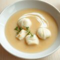 Knoflooksoep met visquenelles