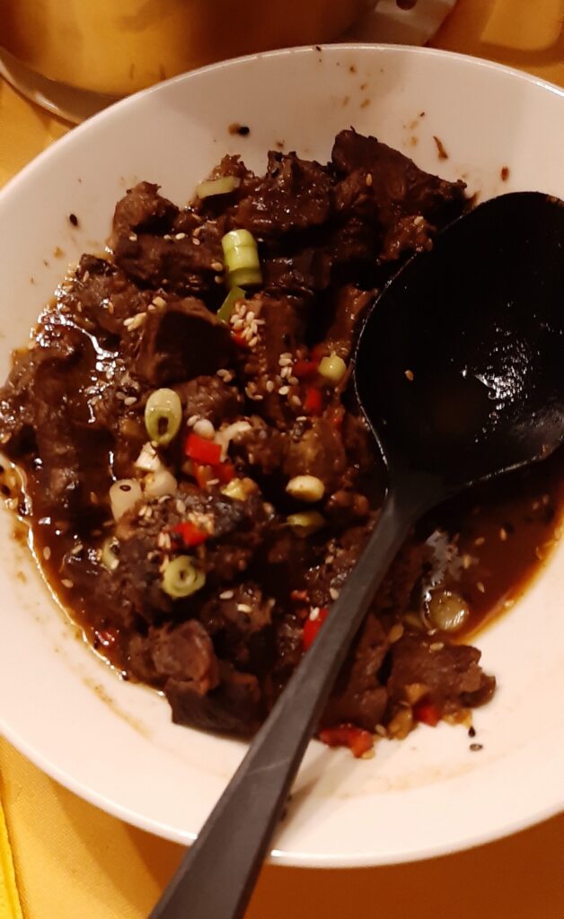 Koreaans gekruid rundvlees uit de slowcooker