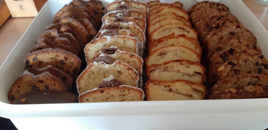 Kruidcake met amandelen en sinaasappel zonder boter