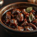 Limburgs Zuurvlees met fruitstroop
