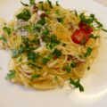 Linguine met romige makreel