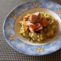 Luchtige stamppot prei met warmgerookte zalm