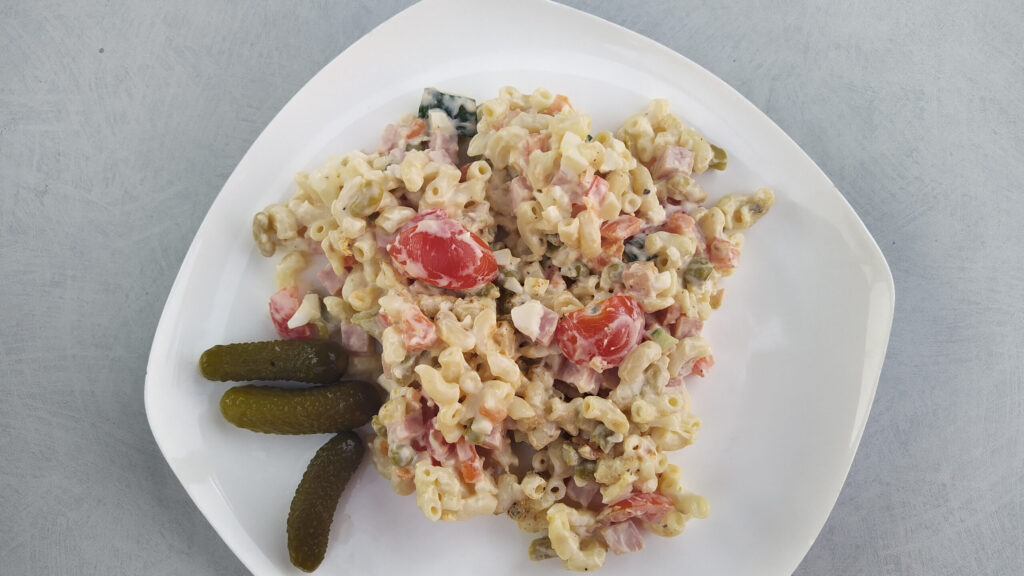 Macaroni Salade met Ham en Ei