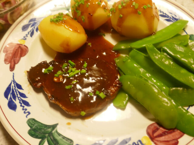 Malse karbonades met een Aziatisch sausje
