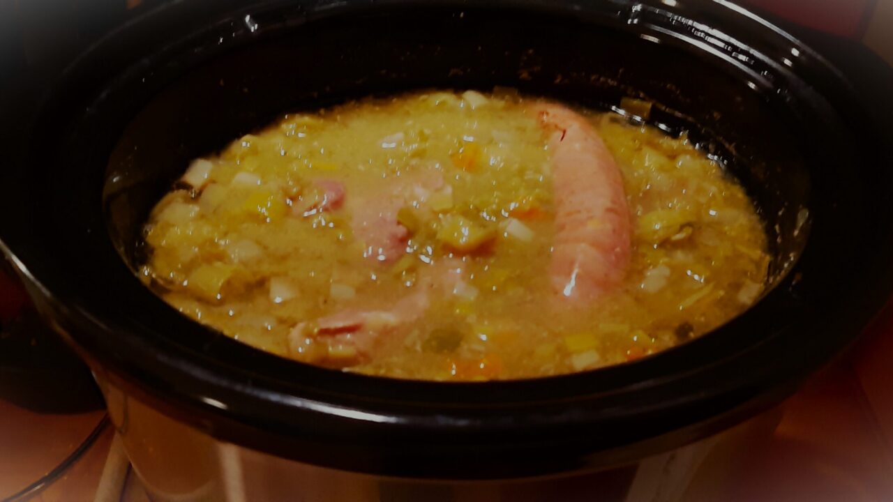 Mijn favoriete erwtensoep uit de slowcooker