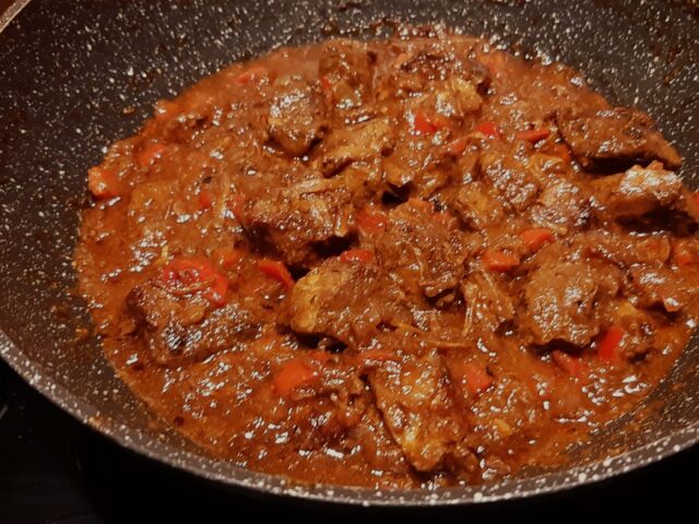 Mijn favoriete goulash van Helene uit de slowcooker