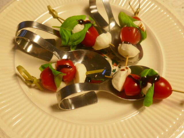 Mini Caprese Amuse