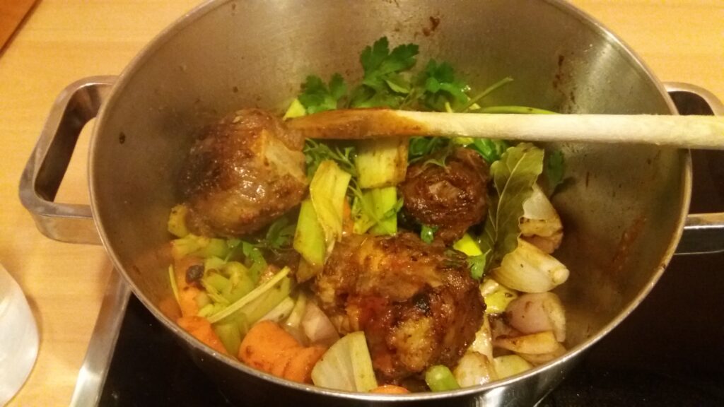 Ossenstaartsoep van Oma ook voor de slowcooker