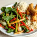 Paksoi uit de wok met rolls