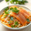 Papaya Salade met Papaya Dressing en Zalm Sashimi