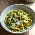 Pasta met artisjokken en pesto