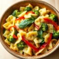 Pasta met broccoli en paprika