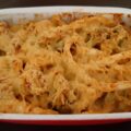 Pastagratin met romanesco, gedroogde tomaatjes en pesto