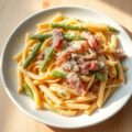 Penne met asperges en ham