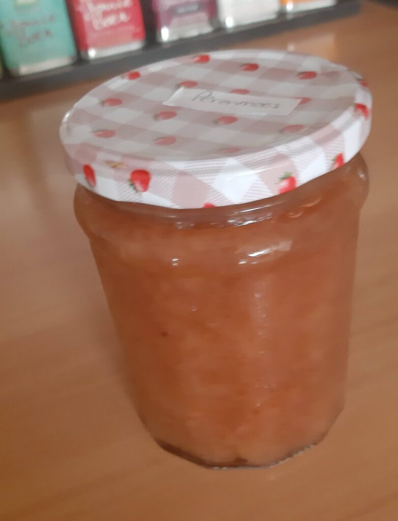Perenmoes uit de slowcooker