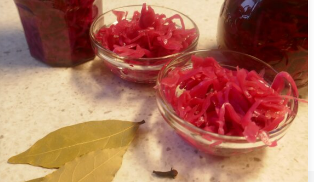Zoet-zuur van rode kool ( pickels ), foto 2