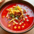 Pittige tomatensoep met omeletreepjes