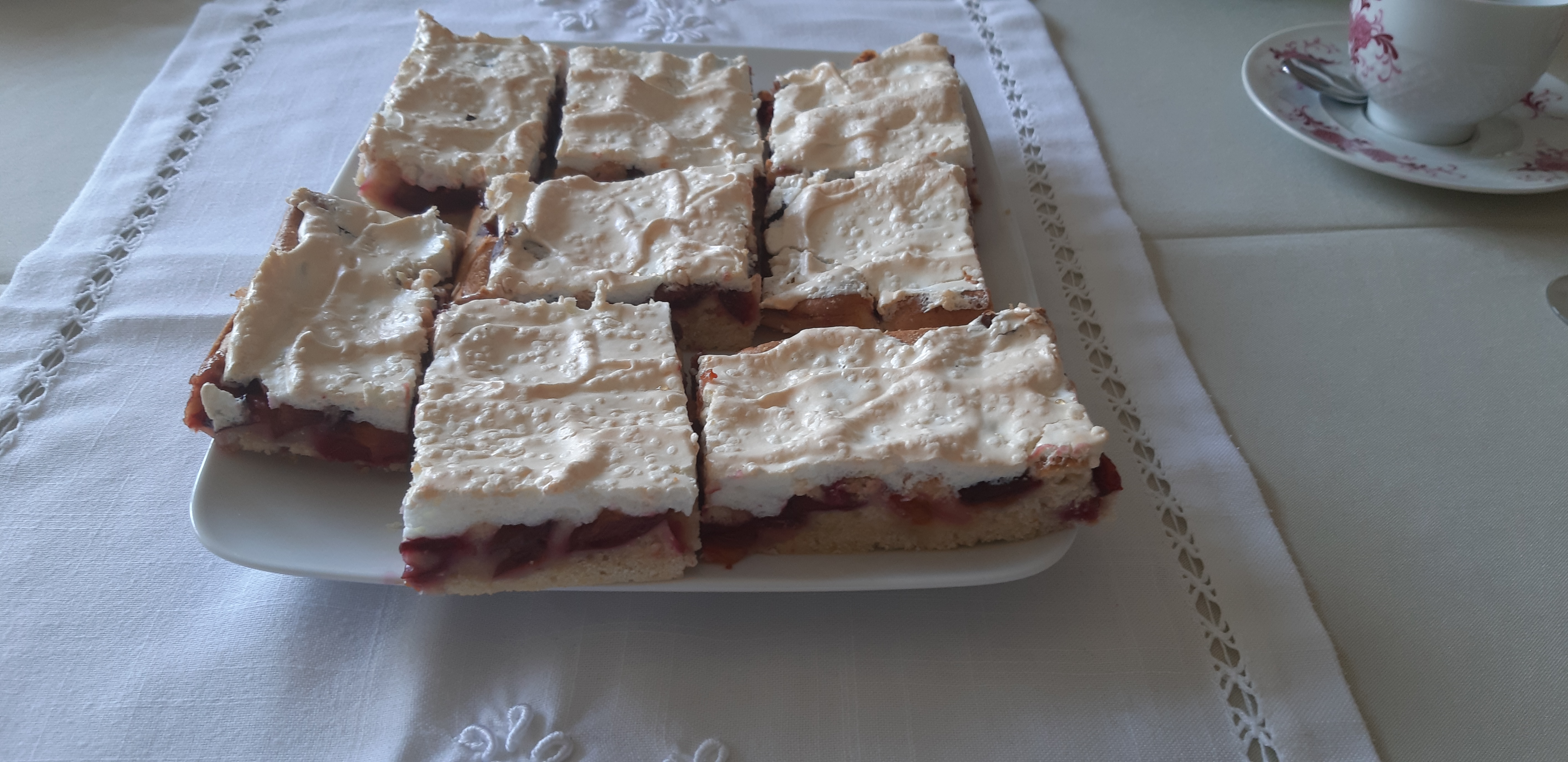 Kwetsenplaattaart met meringue, foto 2