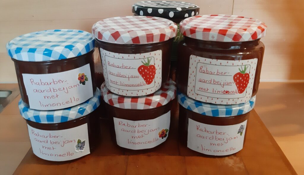 Rabarber-aardbeienjam met limoncello