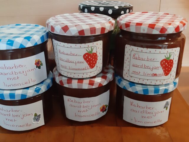 Rabarber-aardbeienjam met limoncello