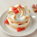 Rabarbermeringue