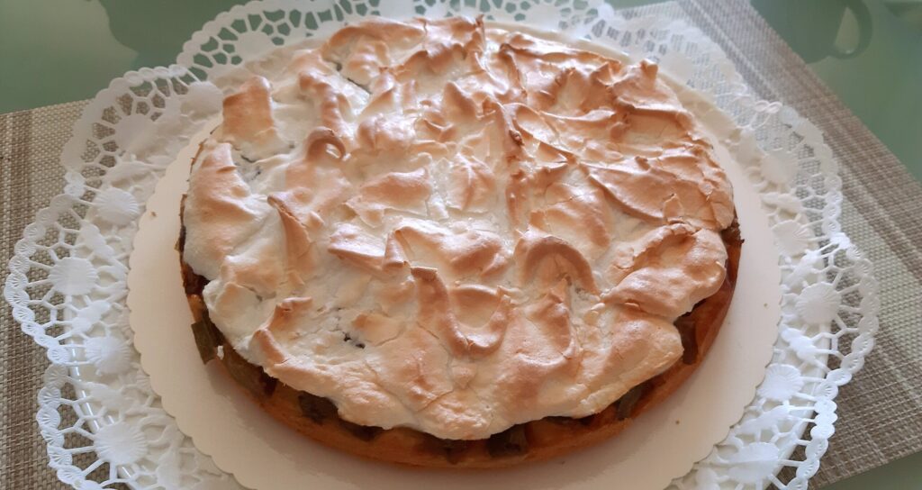 Rabarbertaart met meringue