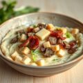 Rauwe andijviestamppot met champignons en kaas