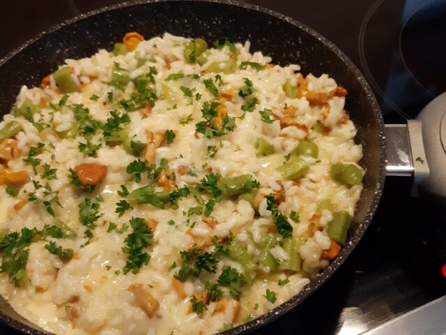 Risotto met cantharellen en sperziebonen