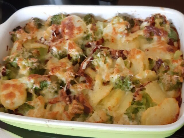 Romanesco ovenschotel met Parmaham