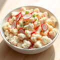 Salade van rauwe bloemkool