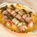 Schorsenerenrolletjes van ham met kaassaus