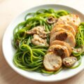 Spinaziepasta met kip in parmaham