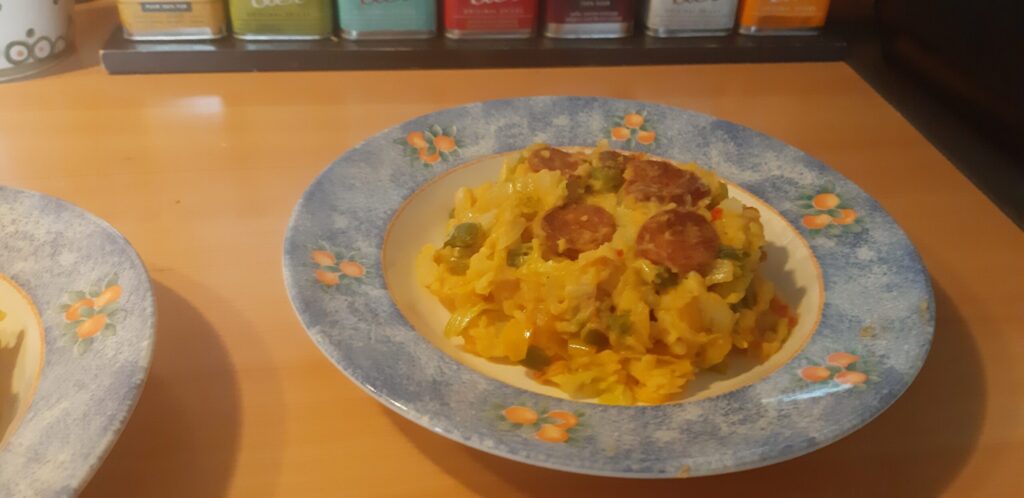 Stamppot spitskool met chorizo en paprika, beetje pittig