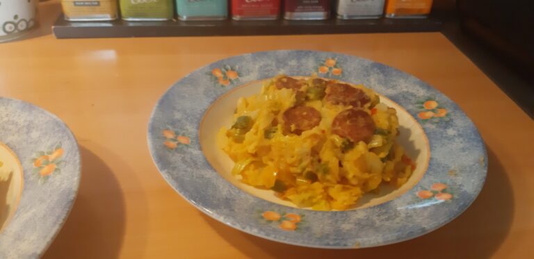 Stamppot spitskool met chorizo en paprika, beetje pittig