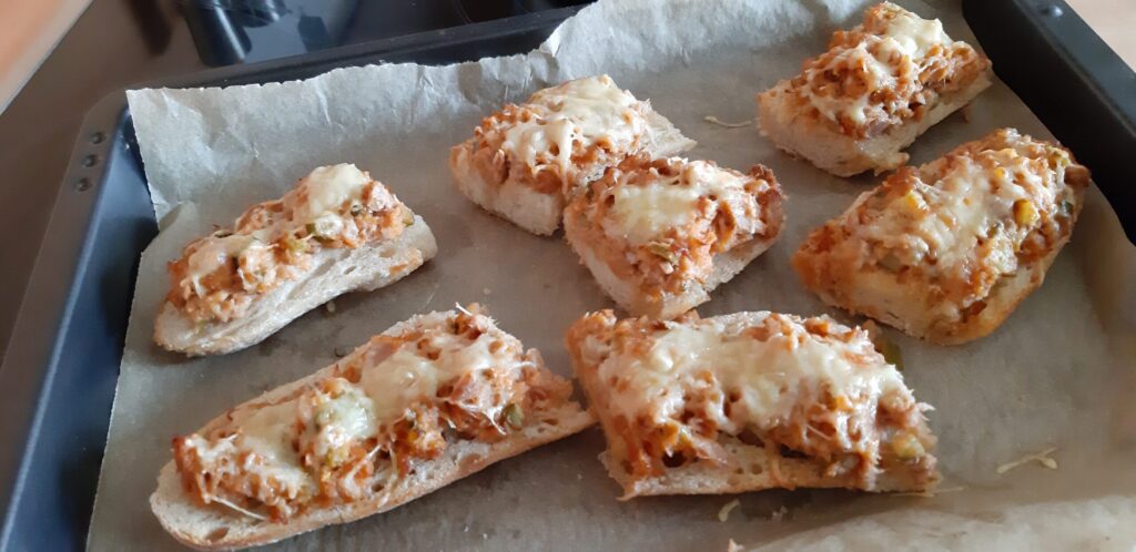 Stokbrood tuna melt