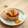 Taartje van karamel en geflambeerde appeltjes