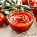 Tomatenketchup of hot ketchup