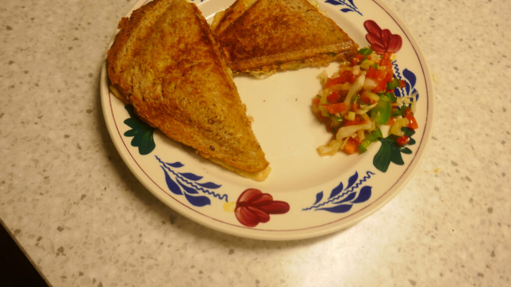 Tosti met rauwkost en kaas