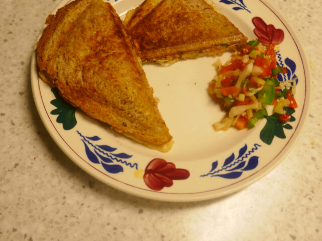 Tosti met rauwkost en kaas
