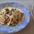 Trofie met groene asperges en guanciale
