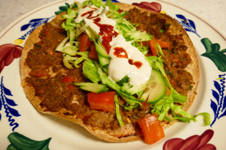 Turkse Pizza (lahmacun)