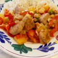 Varkenshaasje met ananas, paprika, broccoli en cashewnoten