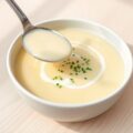 Vichyssoise (verfijnde aardappel-preisoep)